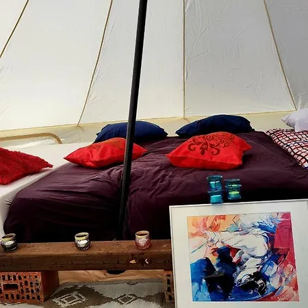 אוהל מפואר The Indiaan Glamping